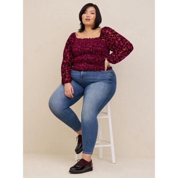 Torrid Floral Burnout Velvet Top Puff Sleeve Smocked Womens 3X Whimsigoth - Picture 1 of 16